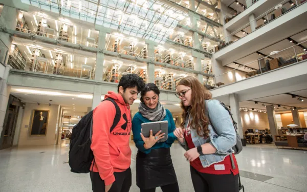 Students and staff at Ohio State